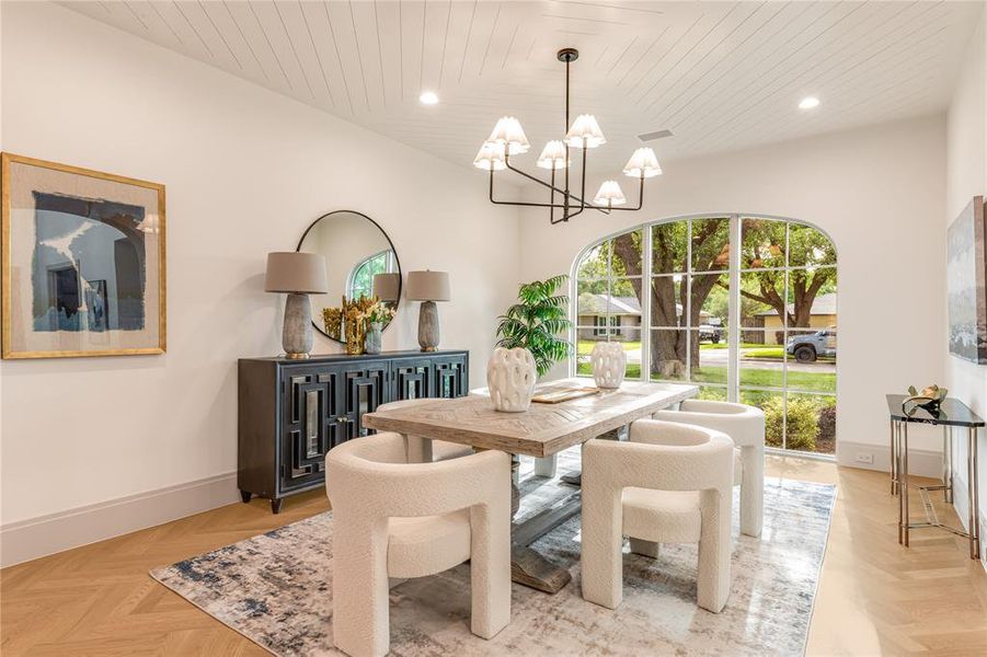 Furnished interior view inside a new home in , Dallas (Image 6).