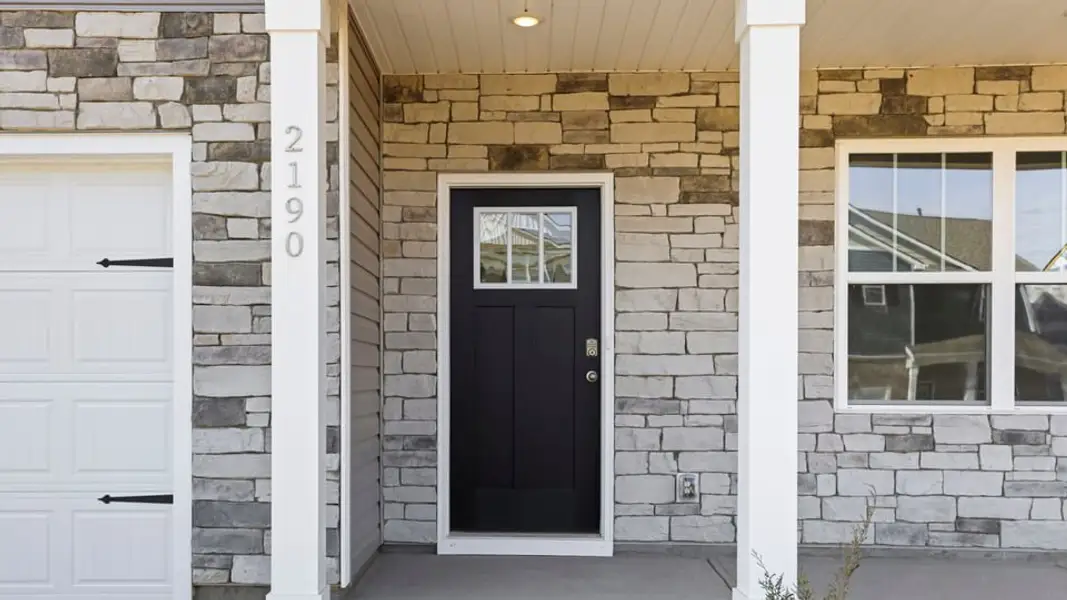 Exterior details and patio area of a home in Baxter Village, Boiling Springs (Image 4).