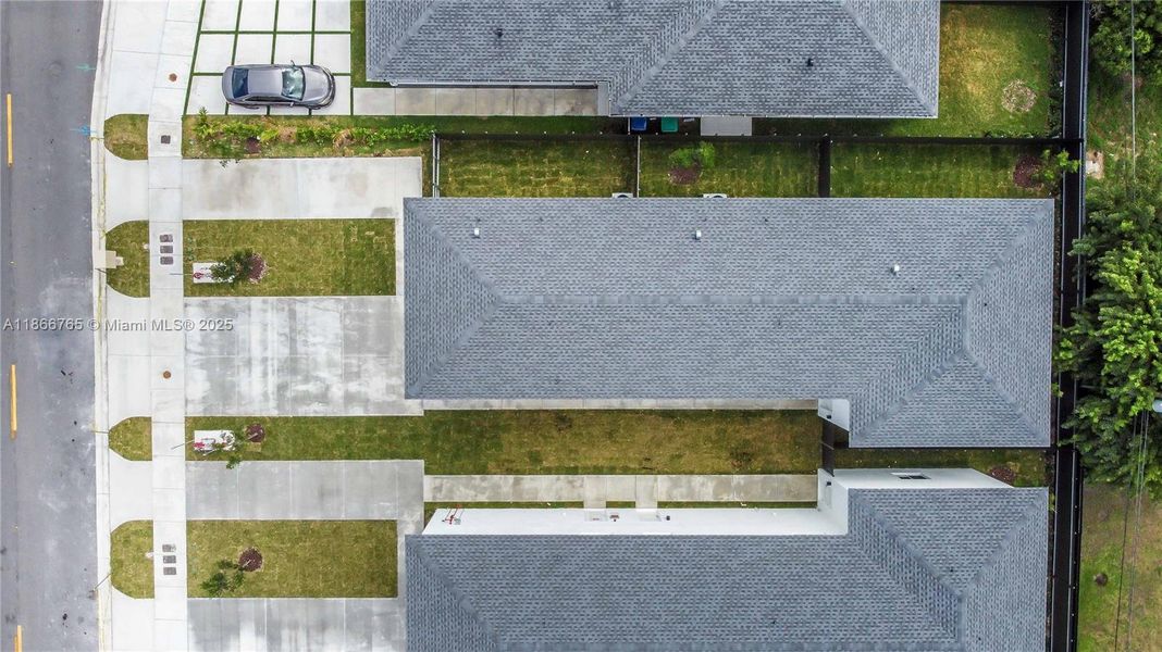 Image 34 of a home in .