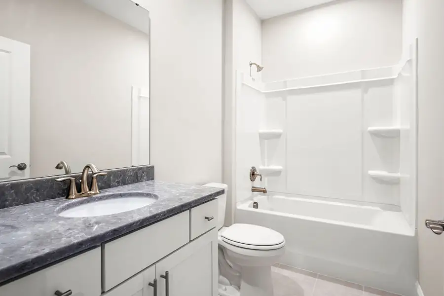 Furnished interior view inside a new home in Salem Bay, Beaufort (Image 6).
