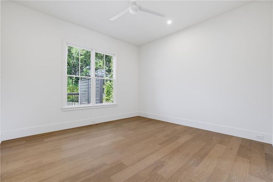 Spacious, unfurnished interior of a new home in , Atlanta (Image 23).