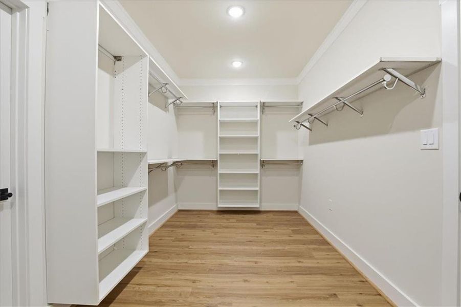 Spacious, unfurnished interior of a new home in , Monroe (Image 56).