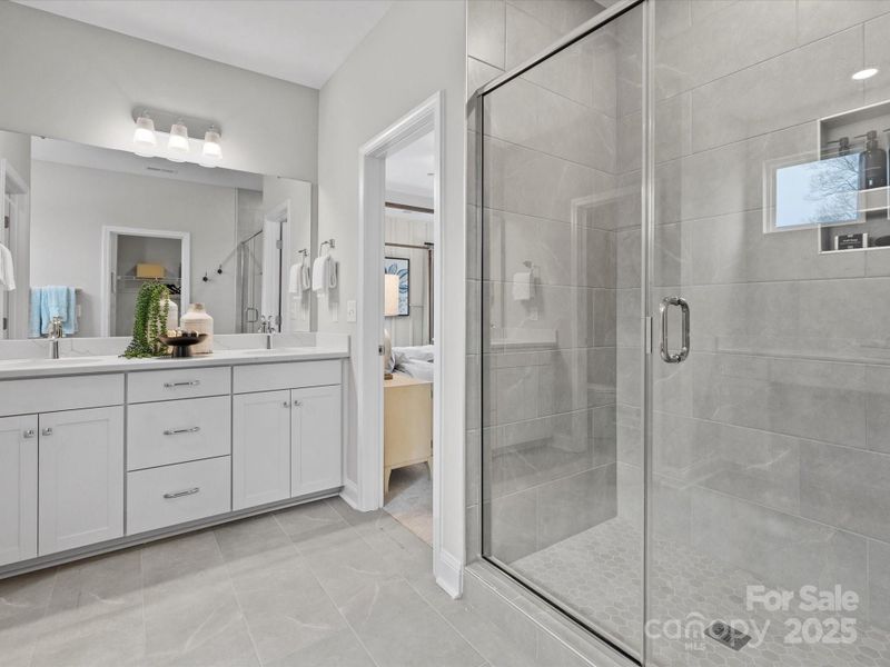 Photo of model home is for representative purposes