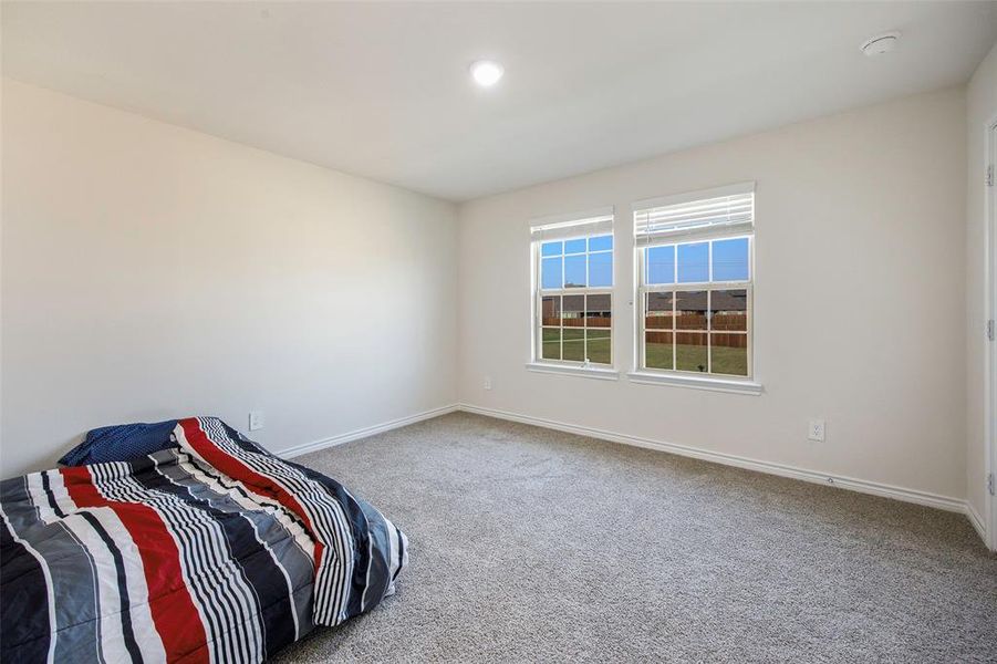 Spacious, unfurnished interior of a new home in Silverado, Aubrey (Image 22).