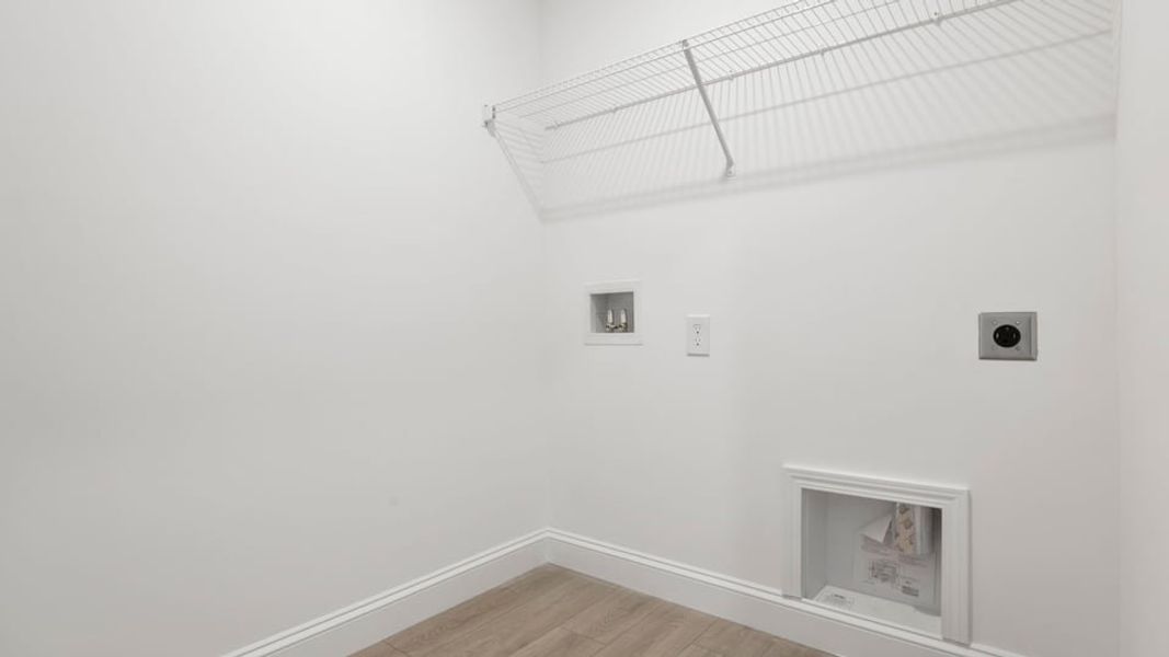 Spacious, unfurnished interior of a new home in Briargate, Fountain Inn (Image 32).
