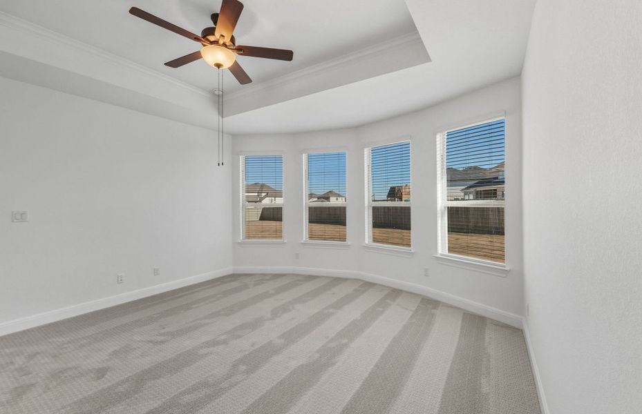 Spacious, unfurnished interior of a new home in Santa Rita Ranch, Liberty Hill (Image 32).
