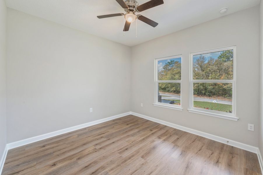 Representative unfurnished interior of a home built from the Sierra by CJL Homes in Oak Hollow, Crestview (Image 22).