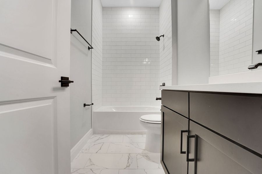 4br New Home in Windermere, FL.  - Slide 13