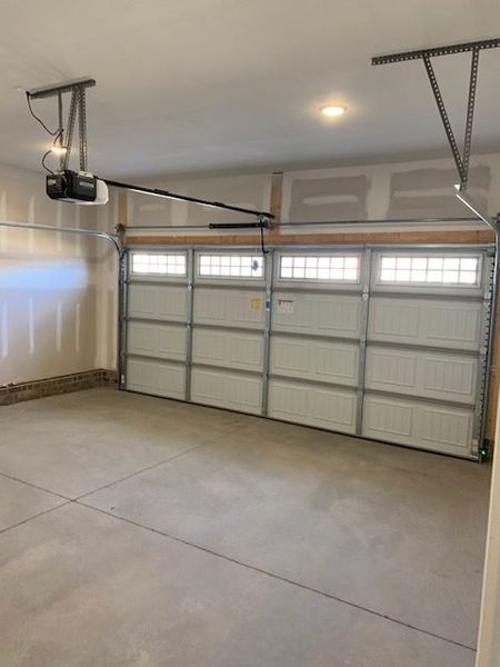 Spacious, unfurnished interior of a new home in Royal Pines, Trinity (Image 22). Spacious, unfurnished interior of a new home in Royal Pines, Trinity (Image 22).