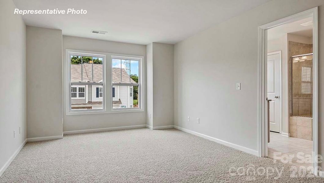 Spacious, unfurnished interior of a new home in Skybrook Corners, Huntersville (Image 21).