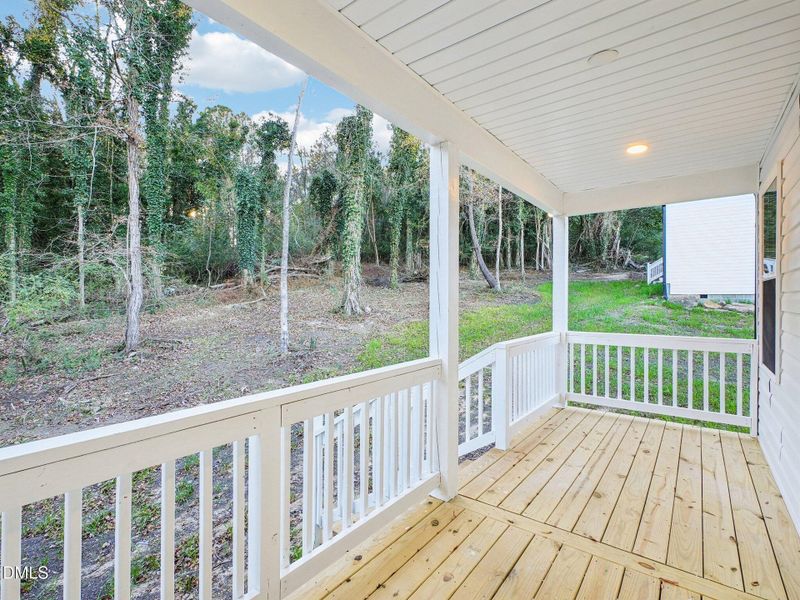 25-web-or-mls-Ridley St-S1211-025