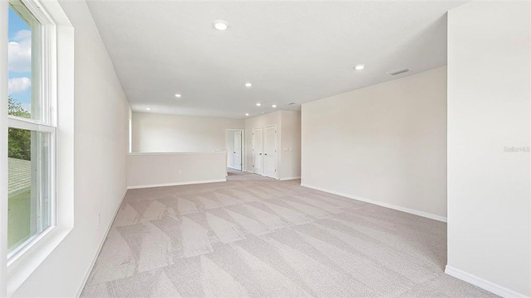 Spacious, unfurnished interior of a new home in Oakfield Trails, Parrish (Image 16). Spacious, unfurnished interior of a new home in Oakfield Trails, Parrish (Image 16).