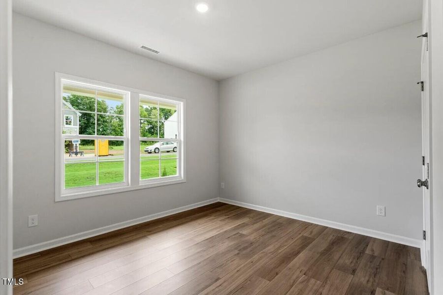 135 Cordoba Dr Photos-29 (Medium)