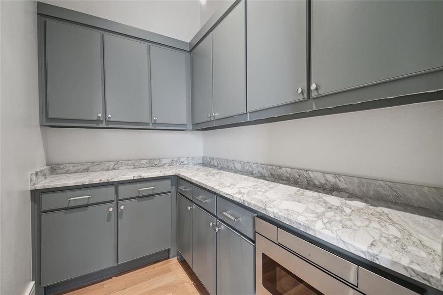 Furnished interior view inside a new home in , Dallas (Image 34). Furnished interior view inside a new home in , Dallas (Image 34).