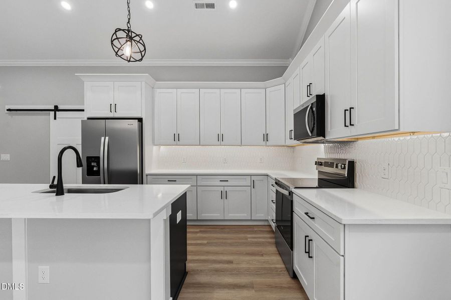 37-web-or-mls-DSC01737 37-web-or-mls-DSC01737