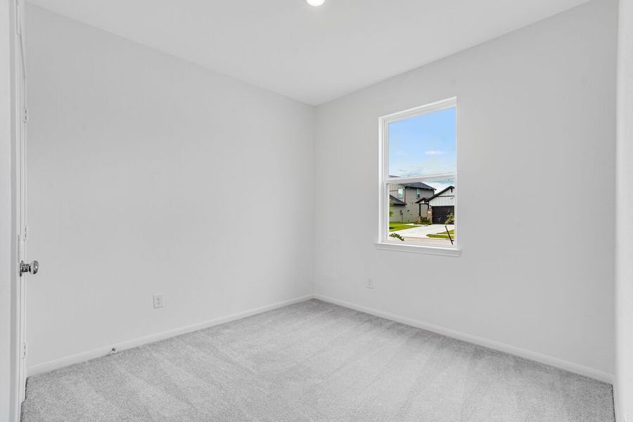 Spacious, unfurnished interior of a new home in Redbud 45s, Hockley (Image 10).