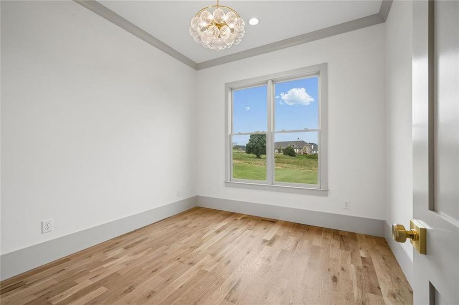 Spacious, unfurnished interior of a new home in , Bogart (Image 19).
