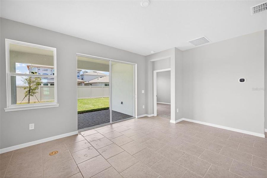 Spacious, unfurnished interior of a new home in Crosswind Ranch, Parrish (Image 23). Spacious, unfurnished interior of a new home in Crosswind Ranch, Parrish (Image 23).