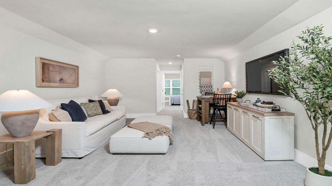Furnished interior view inside a new home in Cross Creek, Lexington (Image 30).