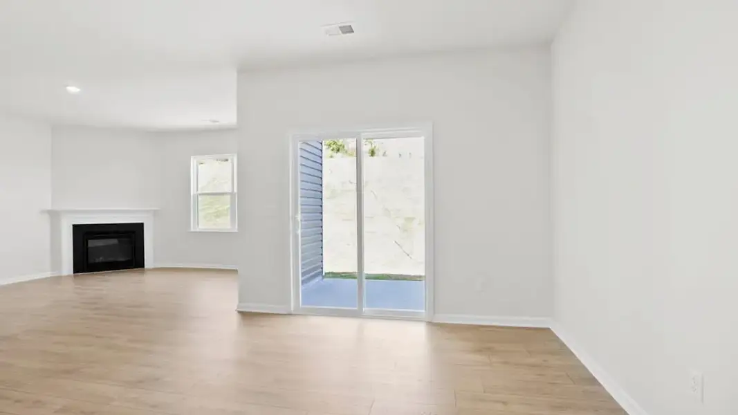 Spacious, unfurnished interior of a new home in Spring Ridge, Anderson (Image 24). Spacious, unfurnished interior of a new home in Spring Ridge, Anderson (Image 24).
