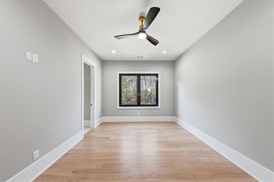 Spacious, unfurnished interior of a new home in , Lawrenceville (Image 81).