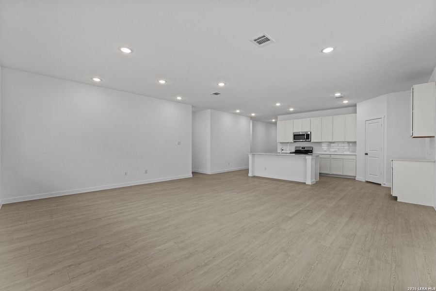 Spacious, unfurnished interior of a new home in Grace Valley, Marion (Image 13).