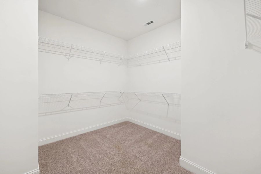 Spacious, unfurnished interior of a new home in Willow Landing, Mount Juliet (Image 22).