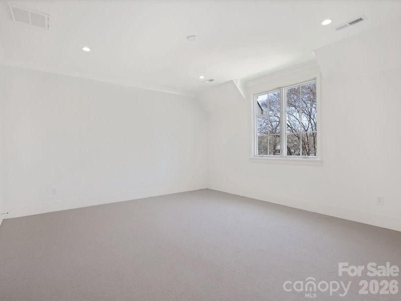 Spacious, unfurnished interior of a new home in , Charlotte (Image 23).