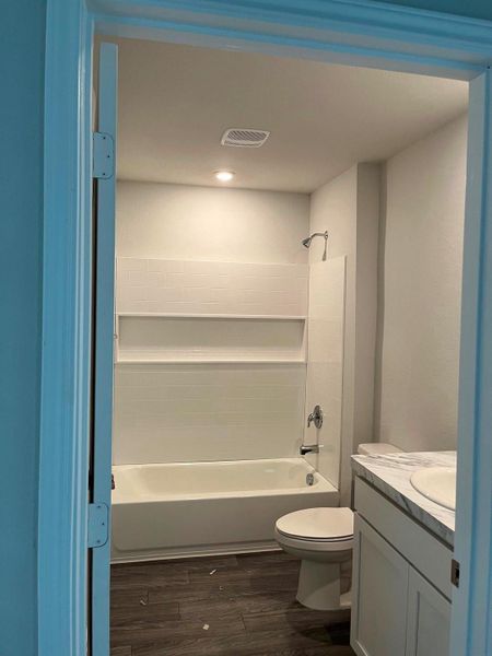 Furnished interior view inside a new home in Santa Fe, Cleveland (Image 12).