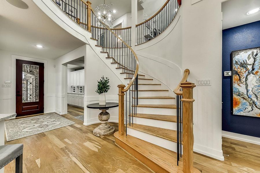 Representative furnished interior of a home built from the Grand South Pointe by Grand Homes in Grand Oaks, Celina (Image 9).