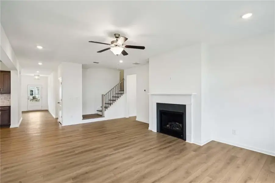 Spacious, unfurnished interior of a new home in Eastlyn Crossing, Flowery Branch (Image 16). Spacious, unfurnished interior of a new home in Eastlyn Crossing, Flowery Branch (Image 16).