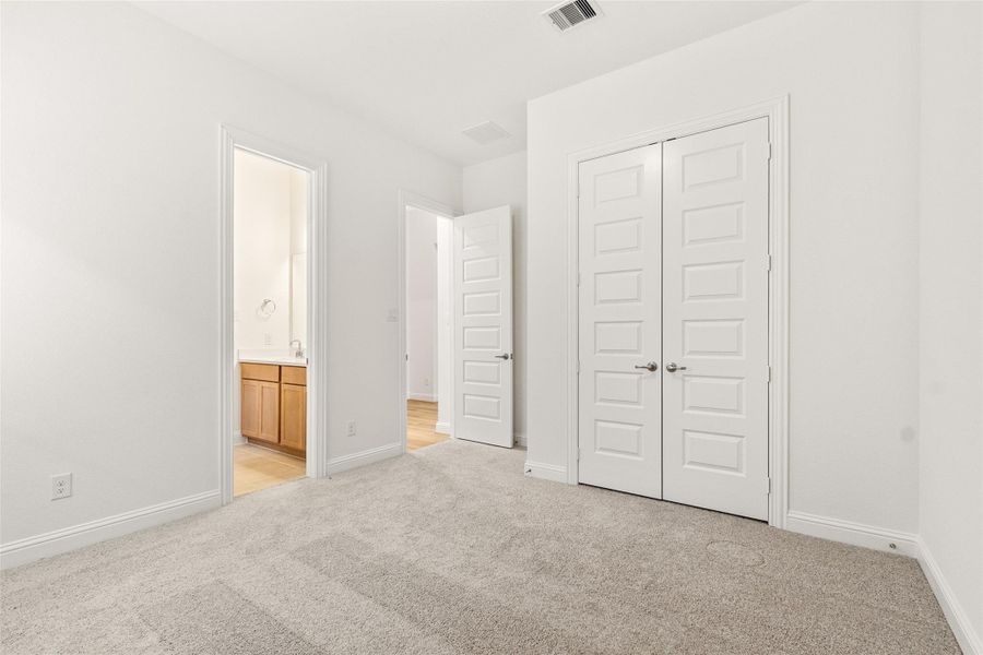 Spacious, unfurnished interior of a new home in Sundance Cove, Crosby (Image 25). Spacious, unfurnished interior of a new home in Sundance Cove, Crosby (Image 25).