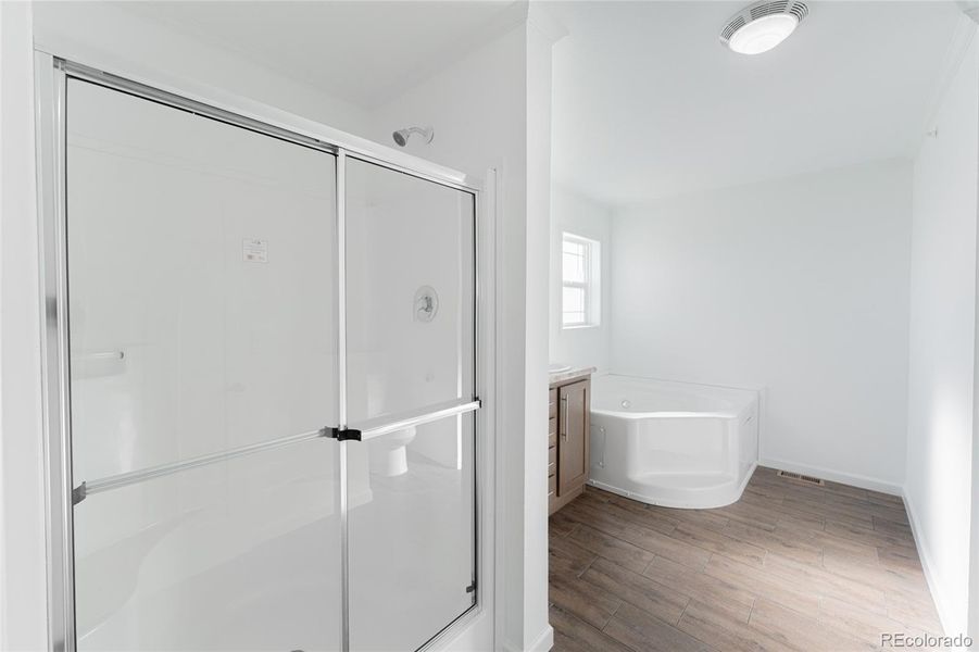 Spacious, unfurnished interior of a new home in , Byers (Image 17). Spacious, unfurnished interior of a new home in , Byers (Image 17).