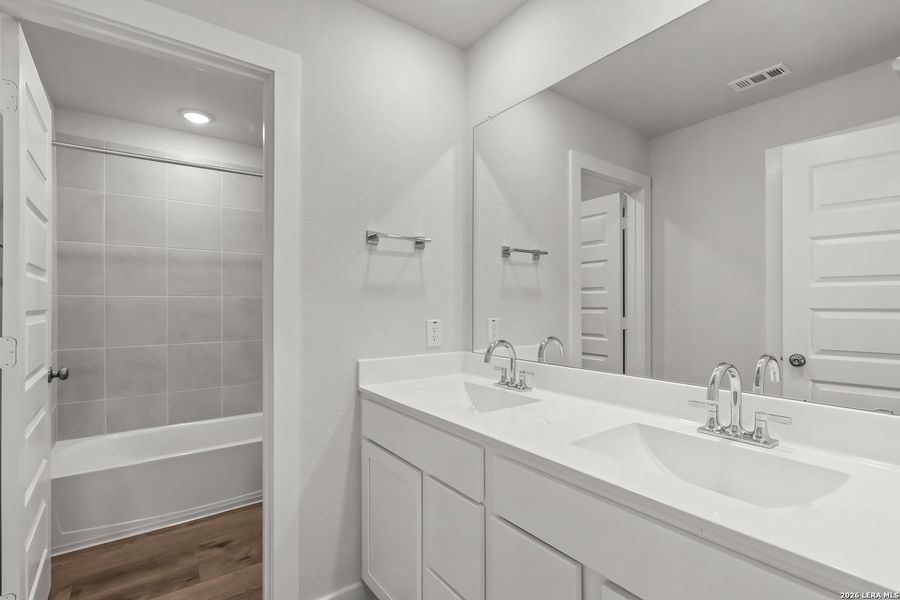 Furnished interior view inside a new home in Spring Creek, San Antonio (Image 15). Furnished interior view inside a new home in Spring Creek, San Antonio (Image 15).