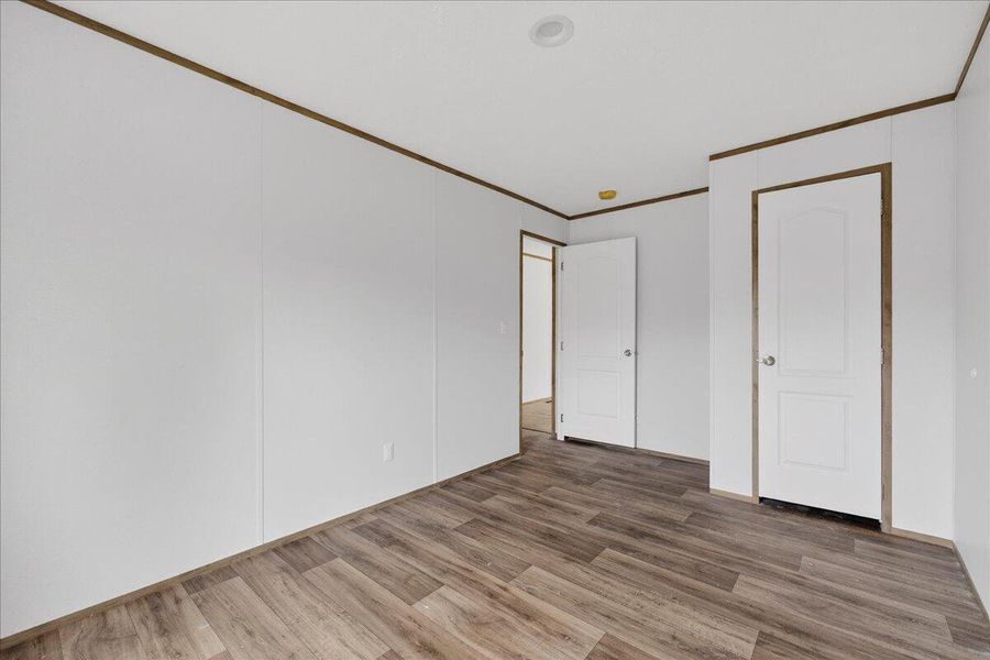 Spacious, unfurnished interior of a new home in , Pineville (Image 17).