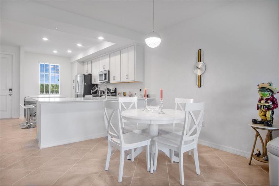 Furnished interior view inside a new home in , Venice (Image 16).