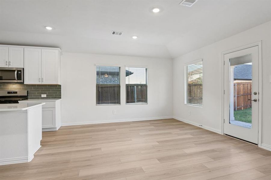 Photo is not of the actual home, but is an inspirational photo of builder’s model home and may depict options, furnishings, and/or decorator features that are not included.