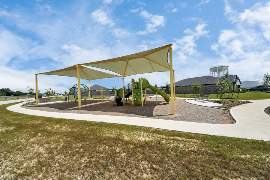 Community amenities in Sunrise Cove, Texas City (Image 9).