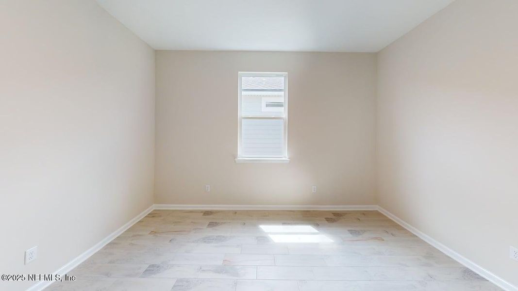 Spacious, unfurnished interior of a new home in Sandridge Hills, Green Cove Springs (Image 8).
