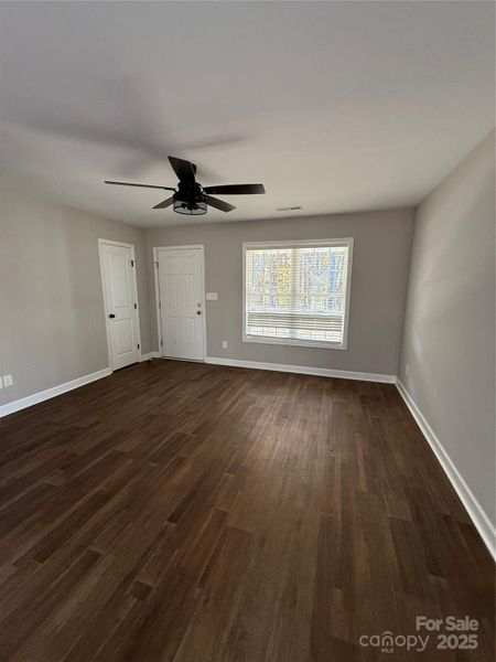 Spacious, unfurnished interior of a new home in , Lexington (Image 7).
