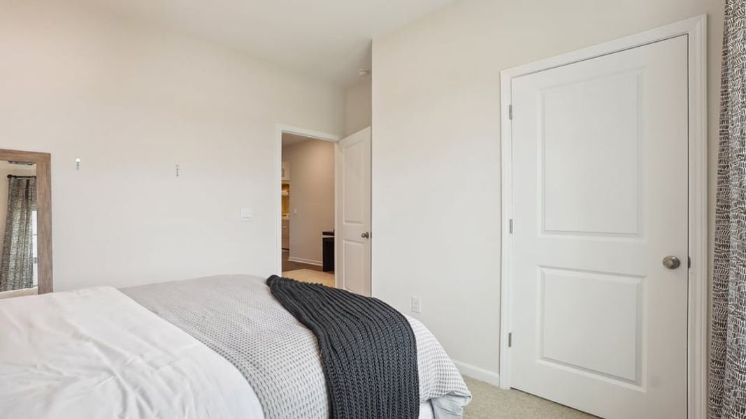 Furnished interior view inside a new home in Middleton, Greensboro (Image 14). Furnished interior view inside a new home in Middleton, Greensboro (Image 14).