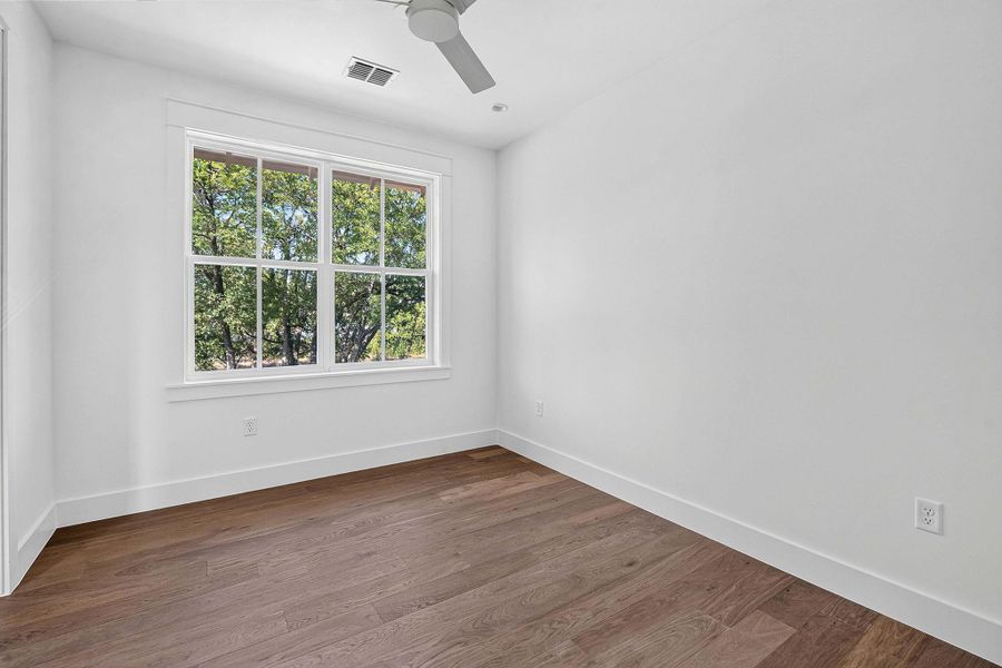 Spacious, unfurnished interior of a new home in , Austin (Image 17).