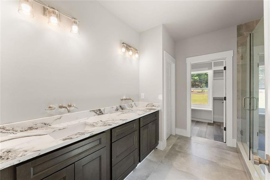 Furnished interior view inside a new home in , Gainesville (Image 13).