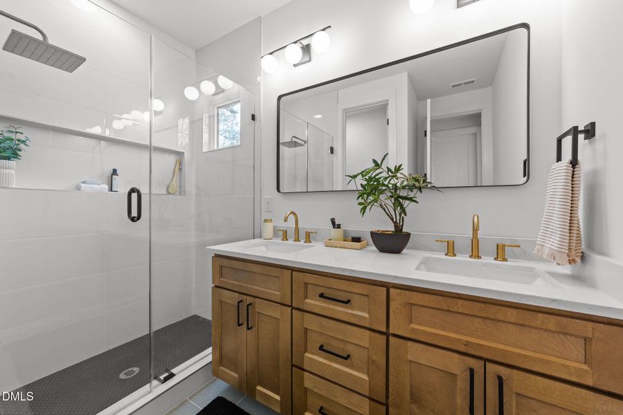 16-web-or-mls-VB4A5387 16-web-or-mls-VB4A5387