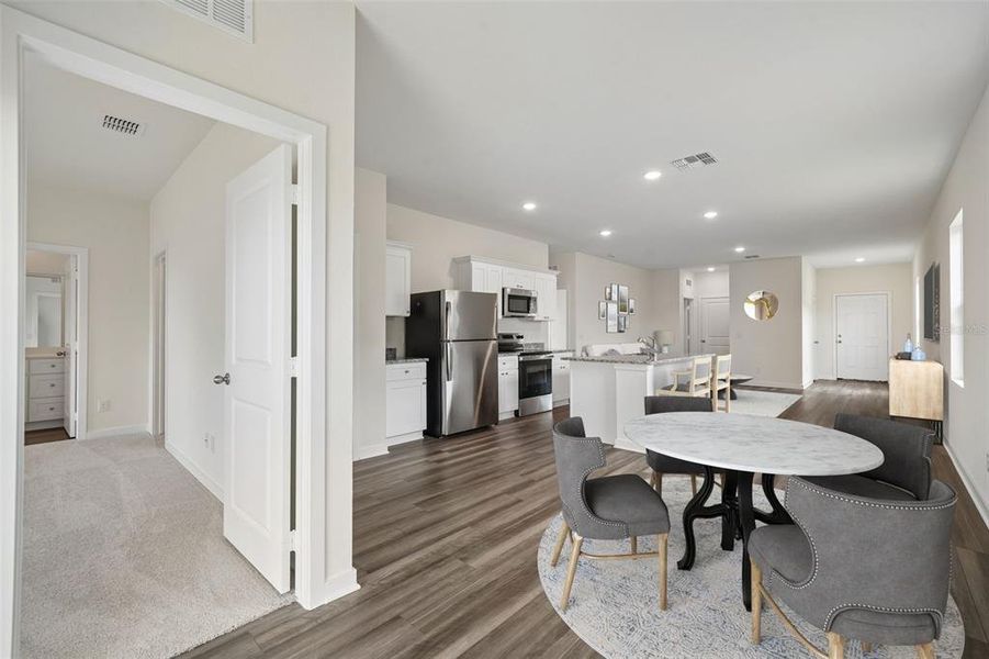 Furnished interior view inside a new home in Oakfield Lakes, Parrish (Image 6). Furnished interior view inside a new home in Oakfield Lakes, Parrish (Image 6).