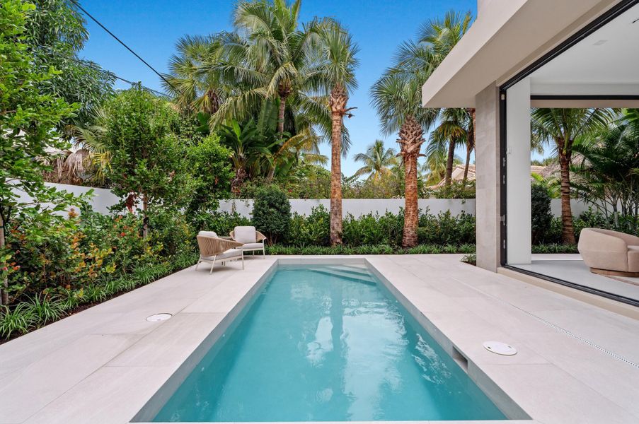 mls_POOL_STRAIGHT_DT