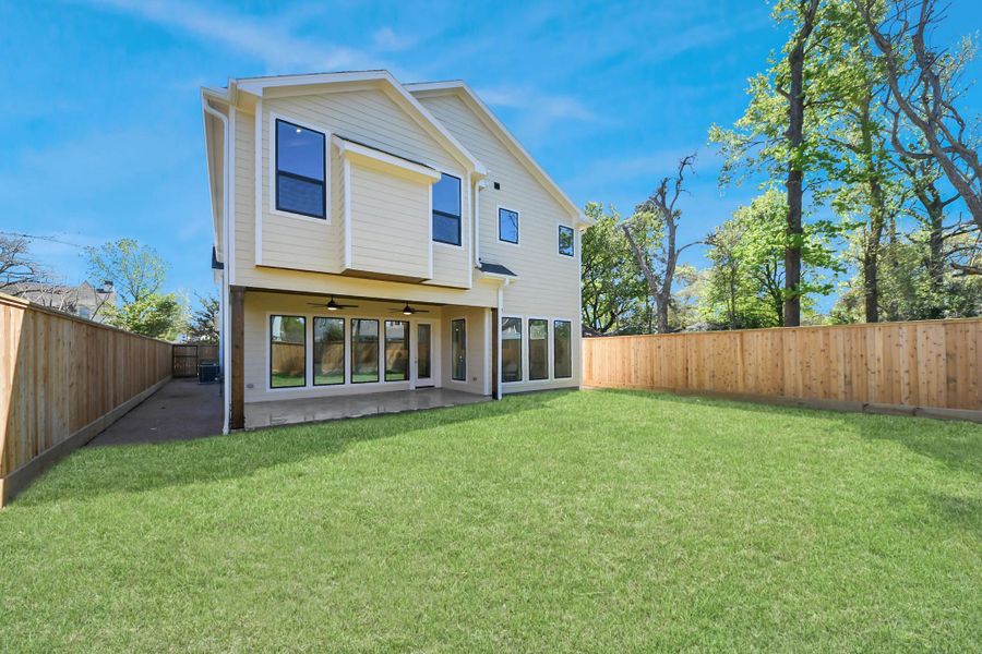 Exterior details and patio area of a home in , Houston (Image 26).