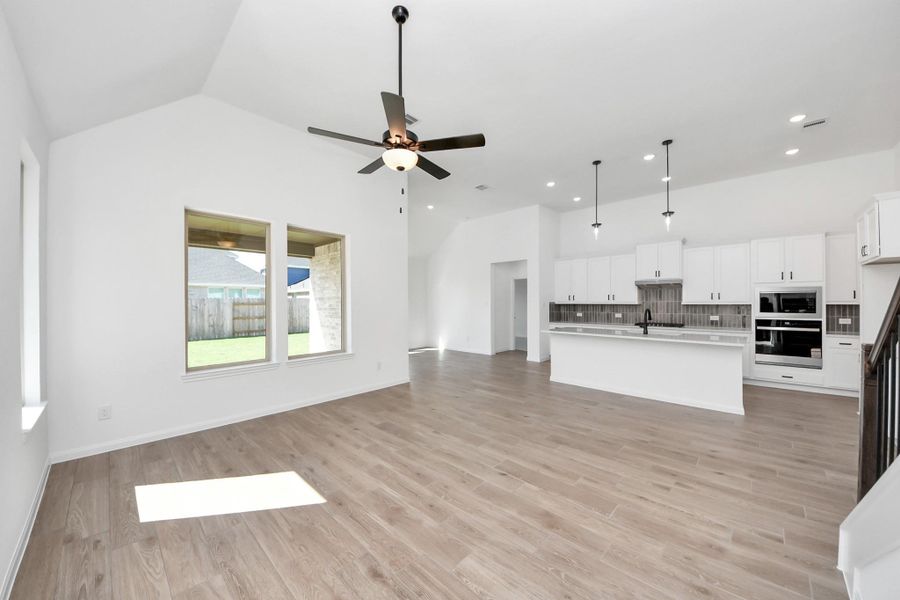 Spacious, unfurnished interior of a new home in 50' Traditional Homes at Elyson, Katy (Image 20). Spacious, unfurnished interior of a new home in 50' Traditional Homes at Elyson, Katy (Image 20).