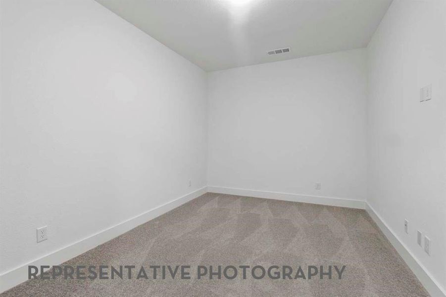 Spacious, unfurnished interior of a new home in Sandbrock Ranch, Aubrey (Image 17).