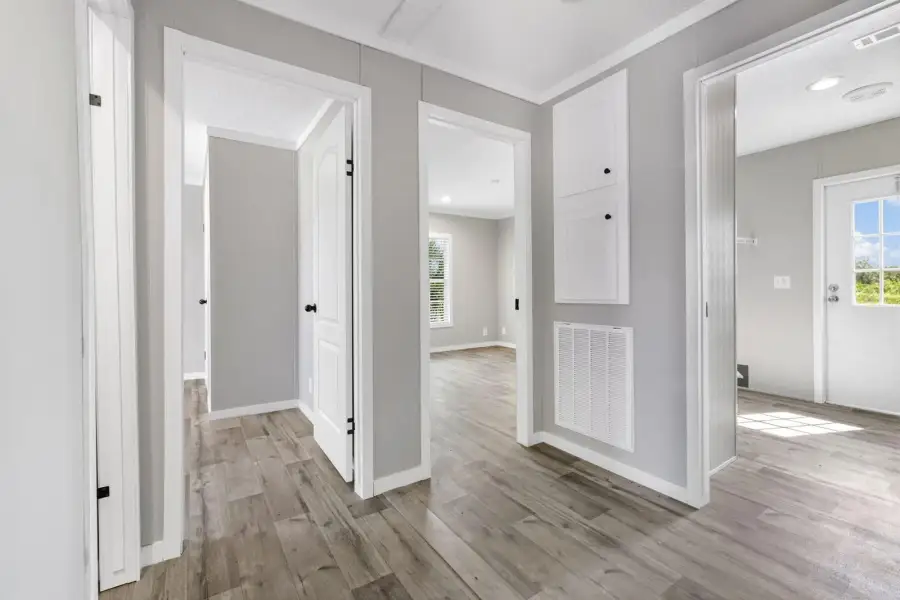 42-web-or-mls-20968 Property-41